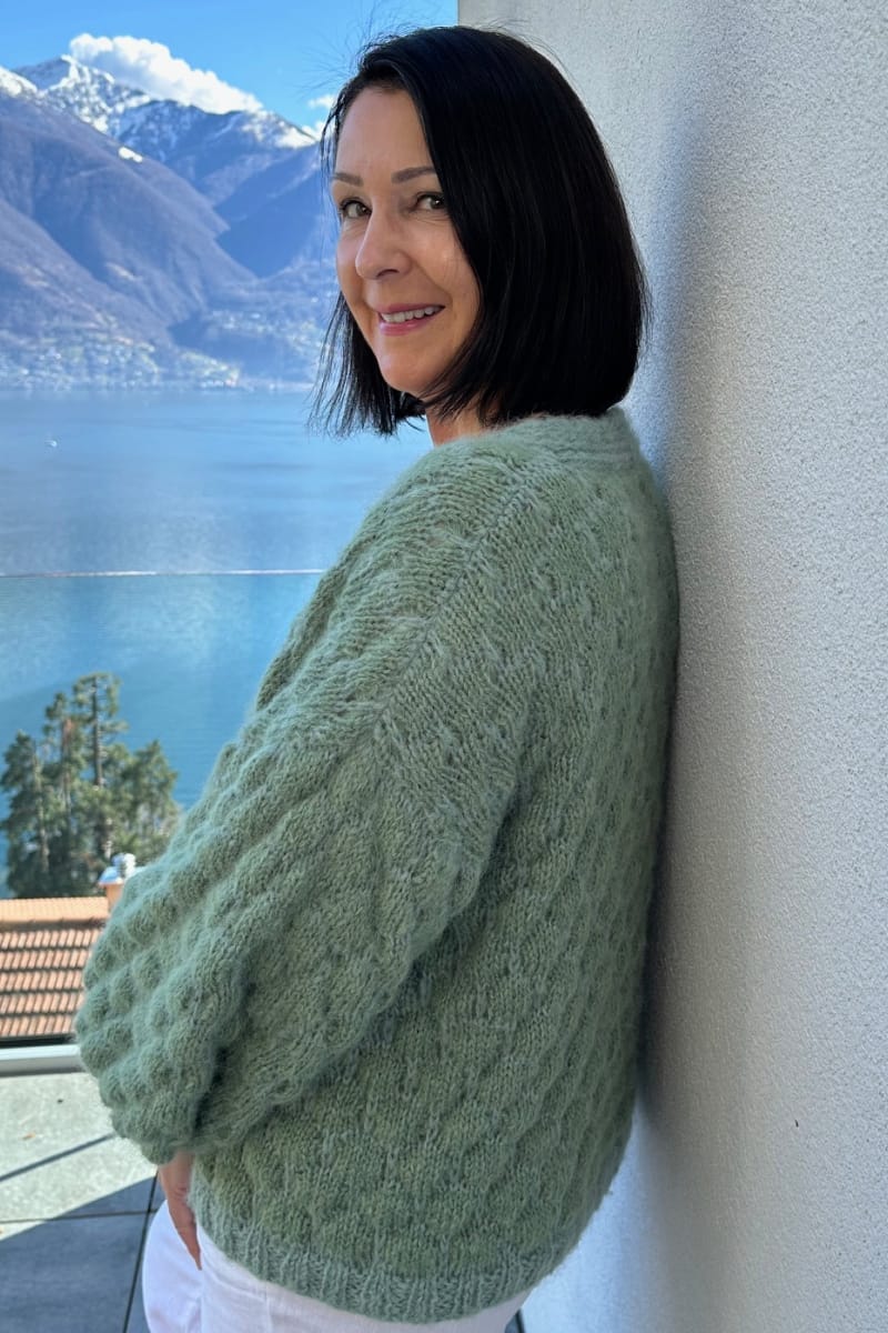 yarni-fluffiger-cardigan 3